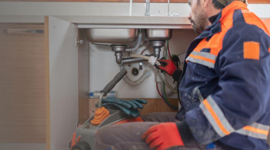 Professional slab leak plumber services in Huddy, KY